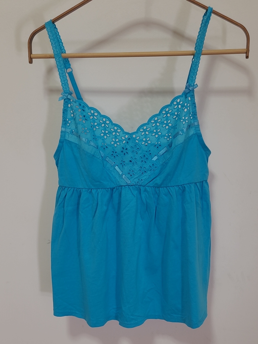 New VS Eyelet Cami Top